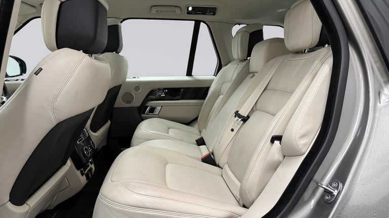 2019 Land Rover Range Rover 4.4 SDV8 Autobiography 4dr Auto ESTATE DIESEL Automatic