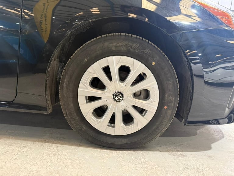 2022 Toyota Prius 1.8L PRIUS HYBRID PETROL Hybrid