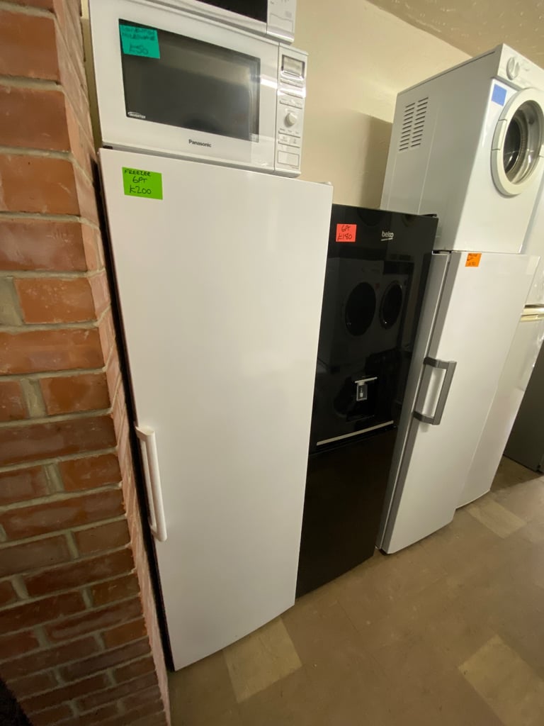 image for ♻️WHITE CURRYS 6FT UPRIGHT FROST FREE FREEZER