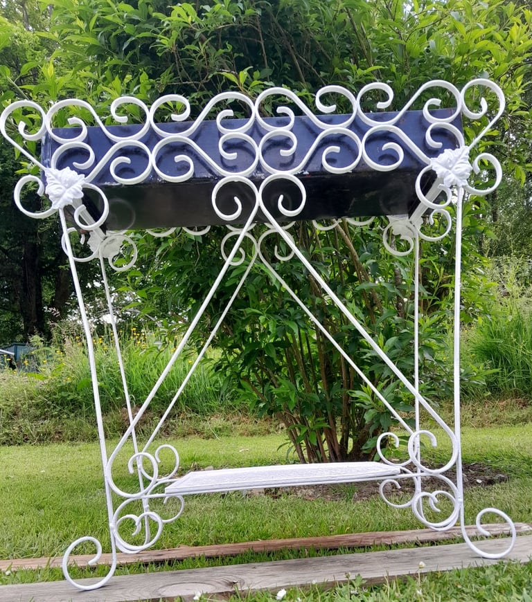 VINTAGE 1960'S PLANT STAND