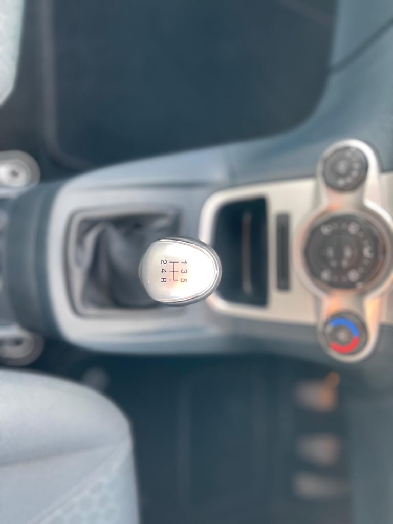 FORD FIESTA 1.4 Zetec 5dr 2011