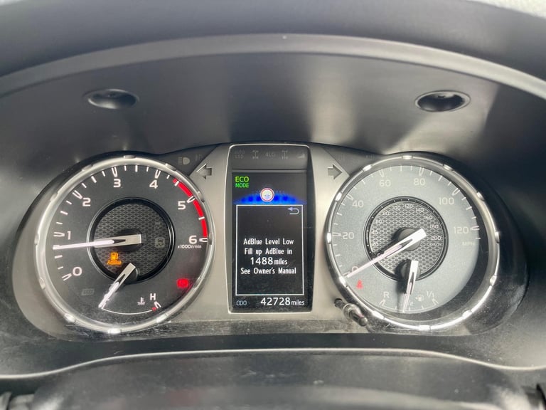 Toyota Hilux D-4D 150 ACTIVE 4WD SINGLE CAB WITH TRUCKMAN TOP