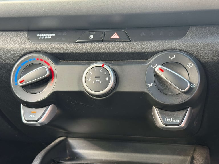 2017 Kia Rio 1.2 Rio 1 5dr Hatchback Petrol Manual