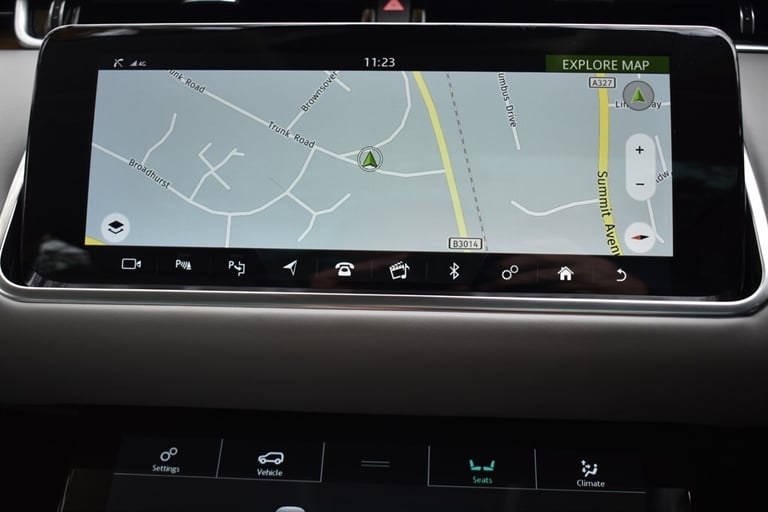 2020 Land Rover Range Rover Evoque HSE+Panoramic Roof Plus Much More!!! Estate Petrol Automatic