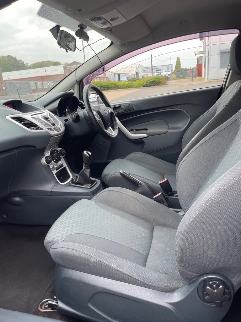 Ford, FIESTA, Hatchback, 2010, Manual, 1560 (cc), 3 doors