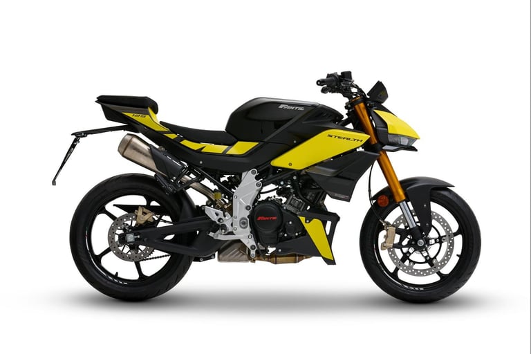 Fantic Stealth 125 | 15hp Fast 125cc Naked sports bike Delivery & Finance UK/IRE