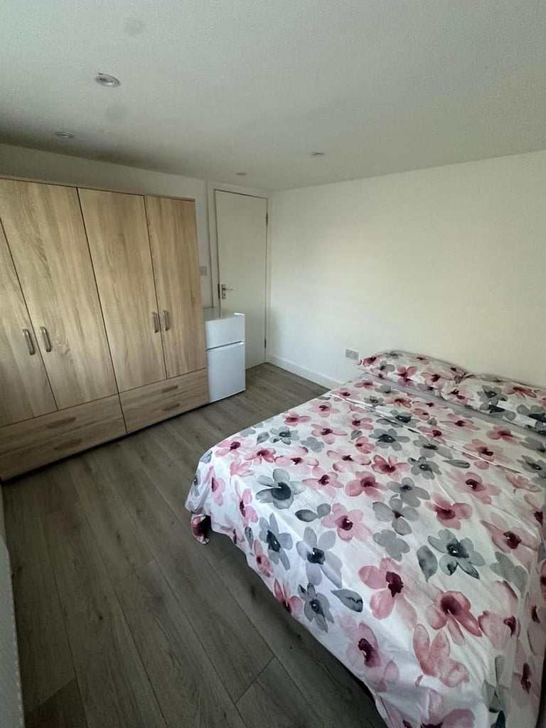 🏡🌞   COMFORTABLE ROOM FOR YOU IN TOTTENHAM    🌞 