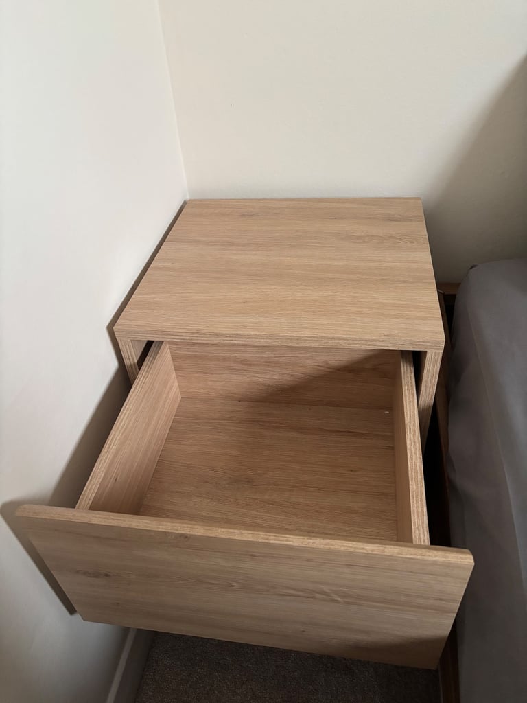 Bedside unit