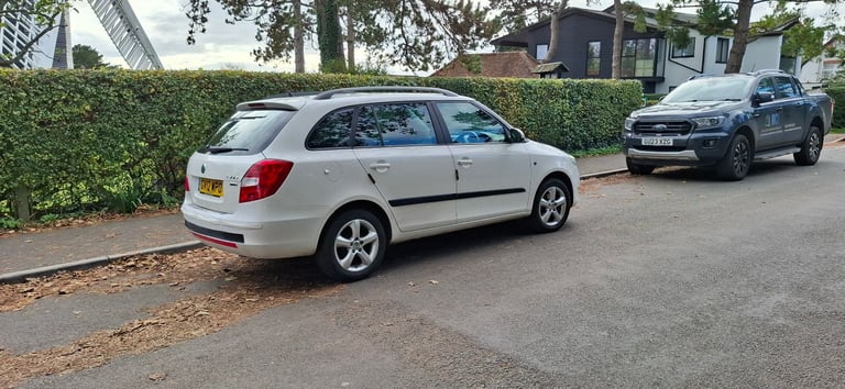 Skoda, FABIA, Estate, 2012, Manual, 1.6 TDi