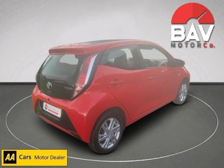 2015 Toyota Aygo x-pression 1.0VVTI - New MOT - Only 59000 miles