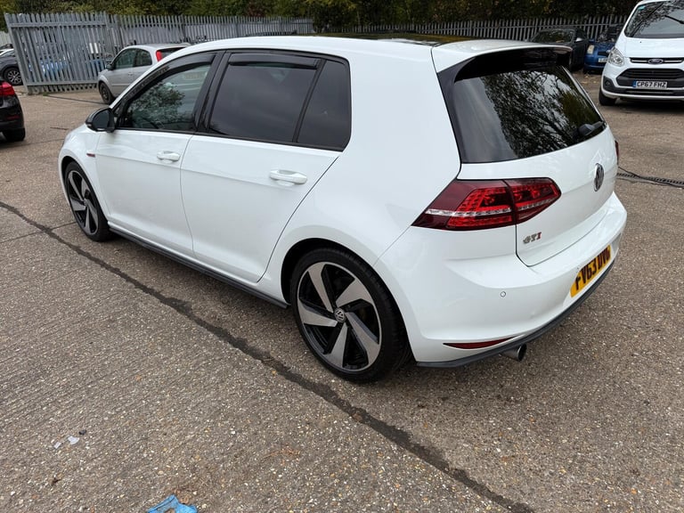 2022 Volkswagen Golf 2.0 TSI BlueMotion Tech GTI Hatchback 5dr Petrol DSG Euro 6 (s/s) (220 ps) P...