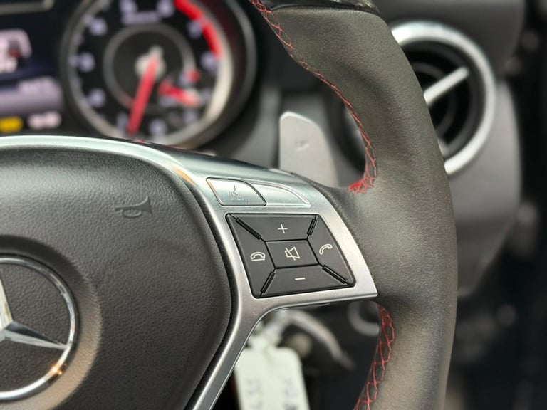 2014 Mercedes-Benz CLA 2.0 CLA45 AMG Coupe 4dr Petrol SpdS DCT 4MATIC Euro 6 (s/s) (360 ps) Saloo...