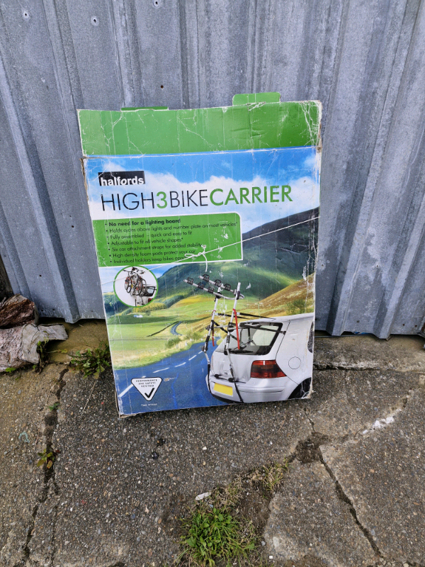 Halfords 3 bike carrier for Sale Gumtree