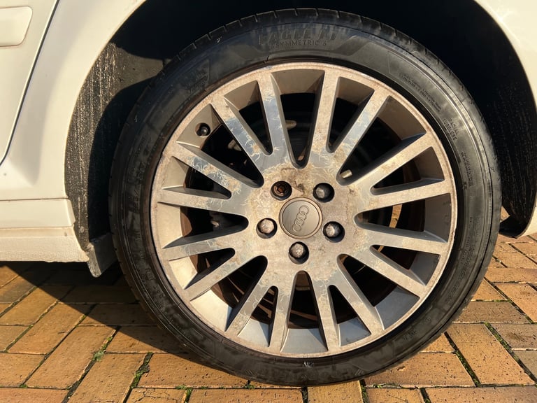 AUDI A3 1.6 Technik Sportback 5dr Petrol Manual Euro 4 (102 ps)