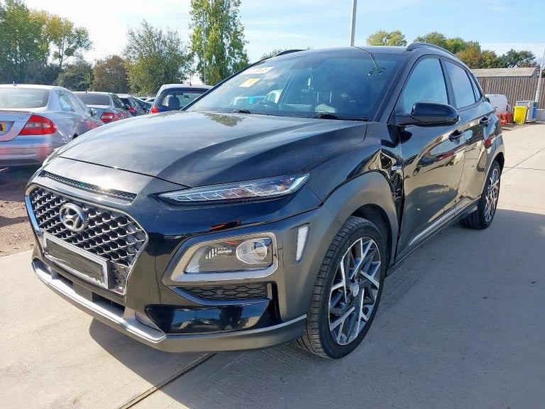 Hyundai Kona breaking 