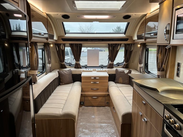 2016 SWIFT CONQUEROR 645, ISLAND BED, TALL FRIDGE, ALDE, SOLAR