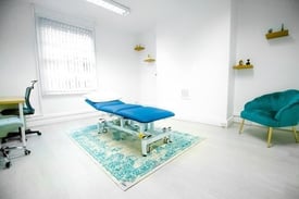 Deep Tissue Massage/ Swedish Massage/ Injury Treatments/ Physiotherapist