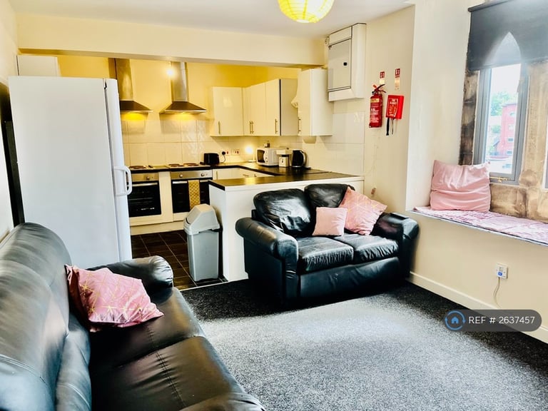 image for 8 bedroom flat in Hanover Street, Sheffield, S3 (8 bed) (#2637457)