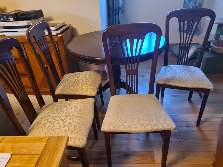 image for SOLID CHERRY DINING TABLE & CHAIRS