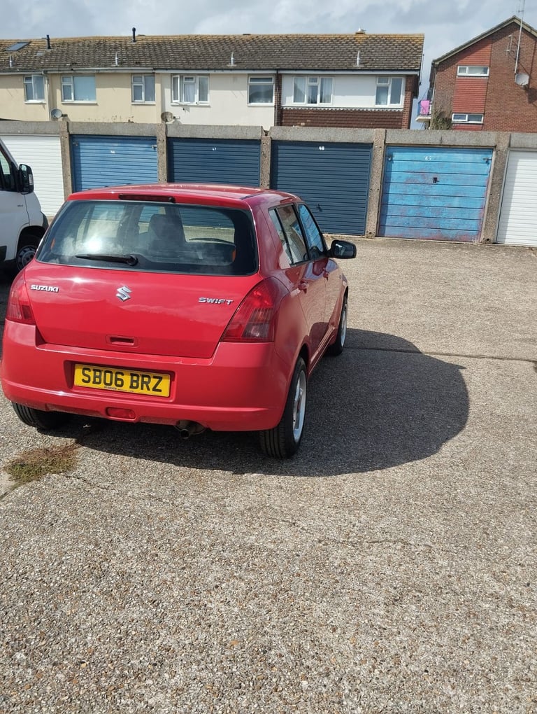 Suzuki, SWIFT, Hatchback, 2006, Manual, 1328 (cc), 5 doors