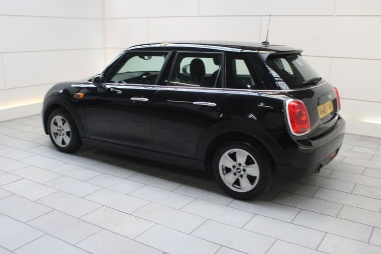 2018 MINI Hatch 1.5 Cooper Hatchback 5dr Petrol Manual Euro 6 (s/s) (136 ps) Hatchback Petrol Manual