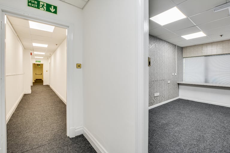 Offices in Bury Manchester, BL9