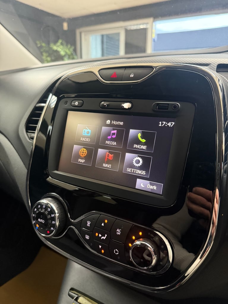 2014 Renault Captur 0.9 TCE 90 Dynamique S MediaNav Energy 5dr HATCHBACK Petrol Manual