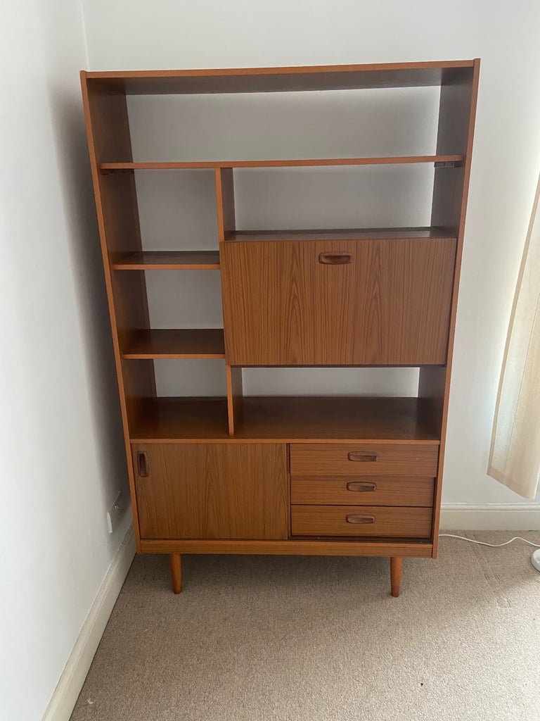 image for Large cabinet/bookshelf 