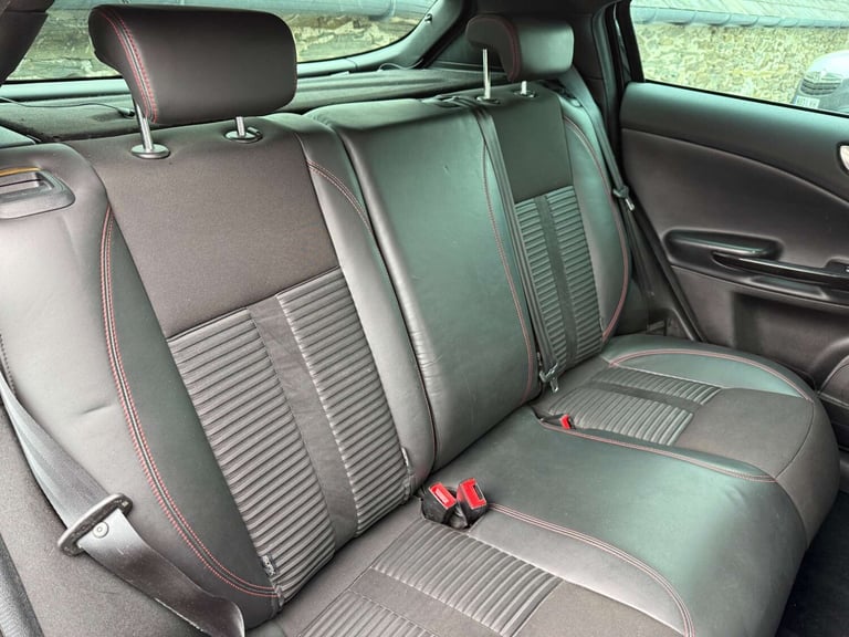 2012 Alfa Romeo Giulietta 1.6 JTDM-2 Veloce 5dr HATCHBACK DIESEL Manual