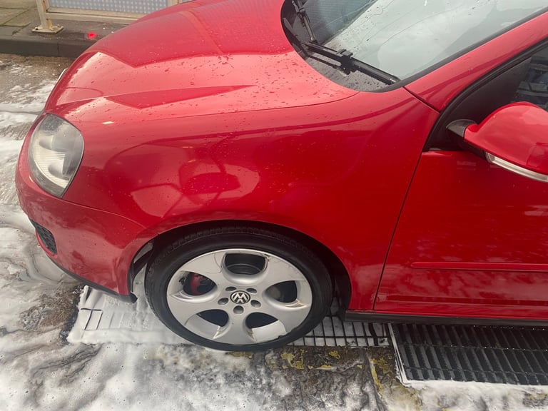 Volkswagen golf gti 2.0 tfsi 200 full year mot 