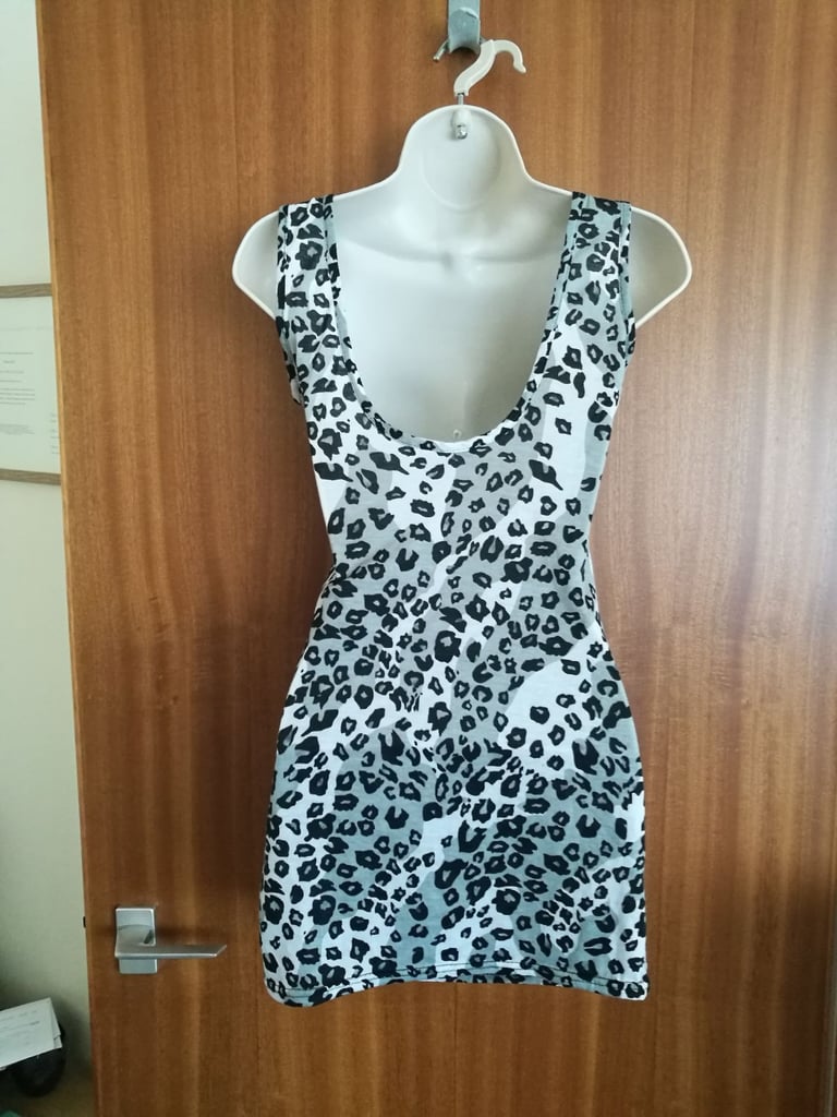 Leopard print long top 8