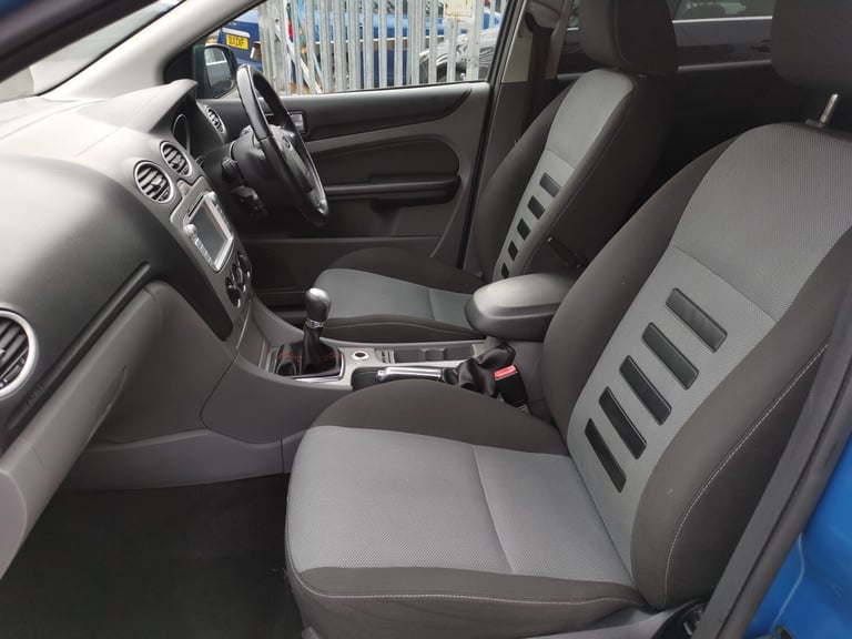 2009 Ford Focus 1.8 Zetec S 5dr HATCHBACK Petrol Manual