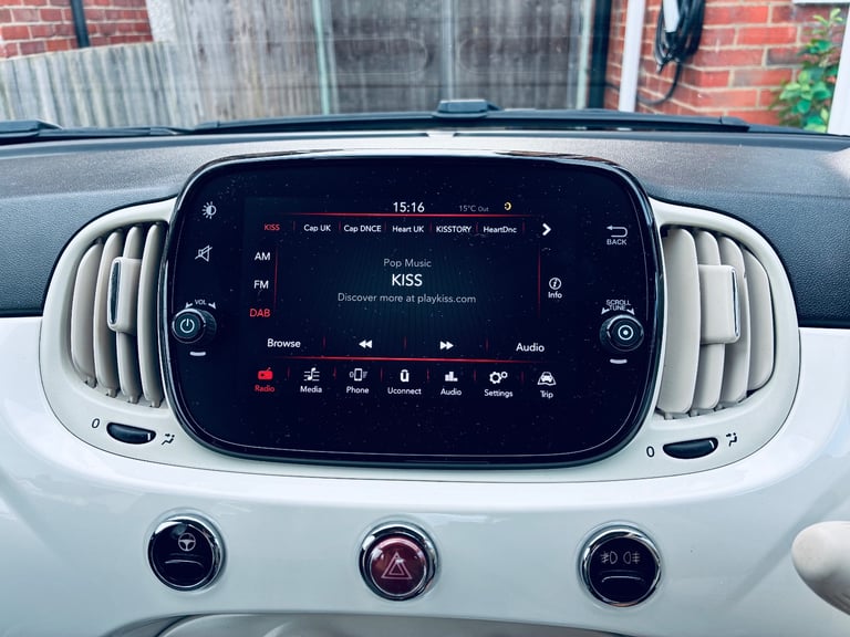 Fiat 500C, Convertible, 2018, FSH, Petrol, Manual, 1 lady owner 