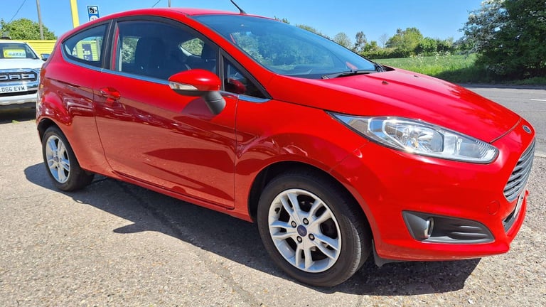FORD FIESTA 1.2 Zetec 2015