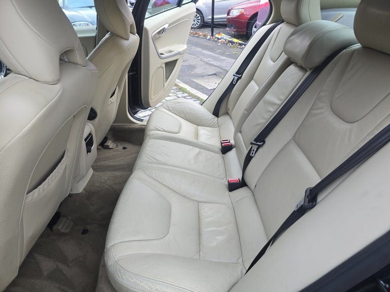 2010 Volvo S60 D5 [205] SE Lux 4dr SALOON Diesel Manual