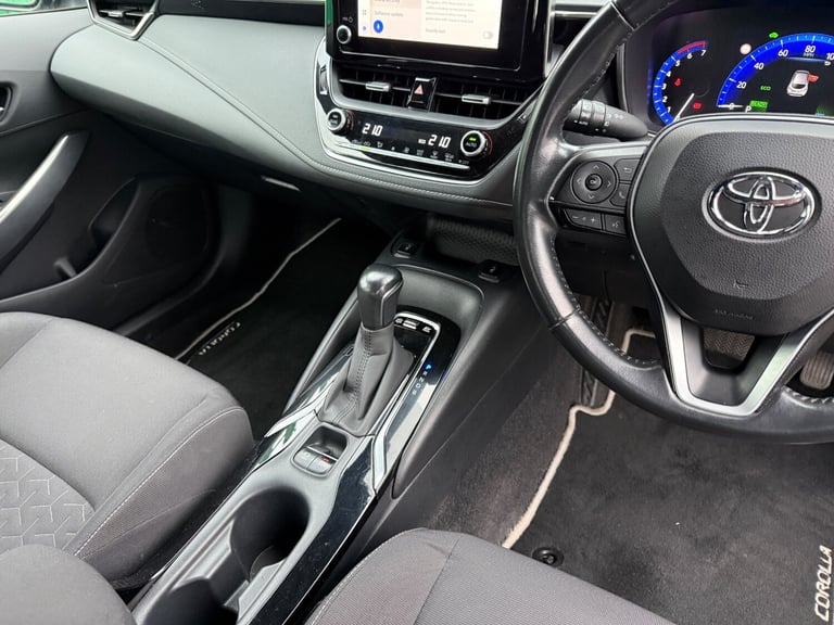 2022 Toyota Corolla 1.8 VVT-i Hybrid Icon Tech 5dr CVT HATCHBACK Petrol/Electric Hybrid Automatic