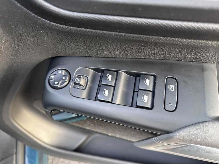 2019 Citroen C5 Aircross 1.6 PureTech 180 Flair 5dr EAT8 HATCHBACK PETROL Automatic