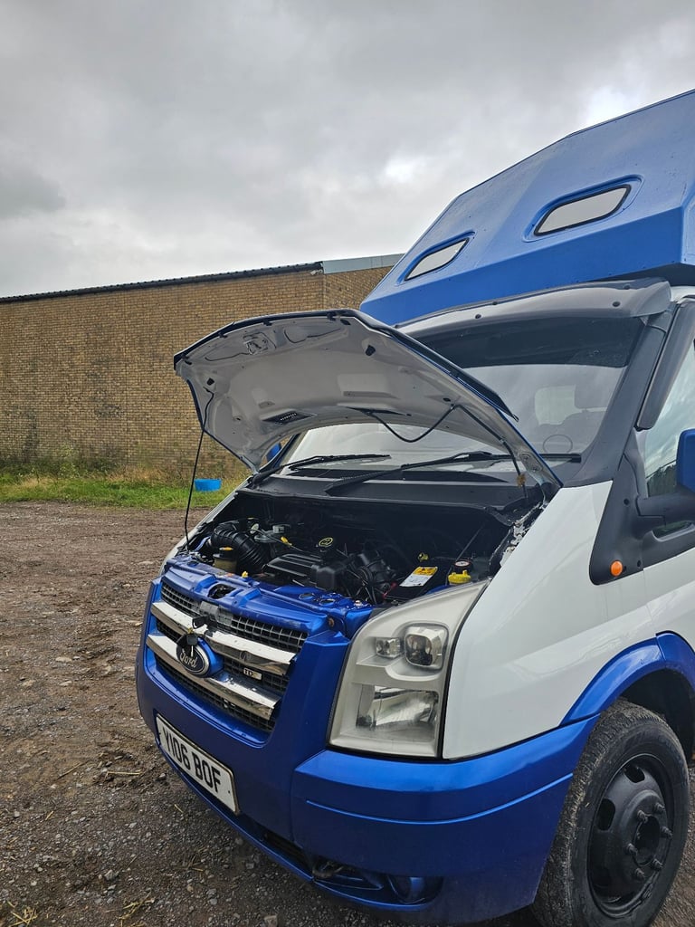 3.5t horsebox
