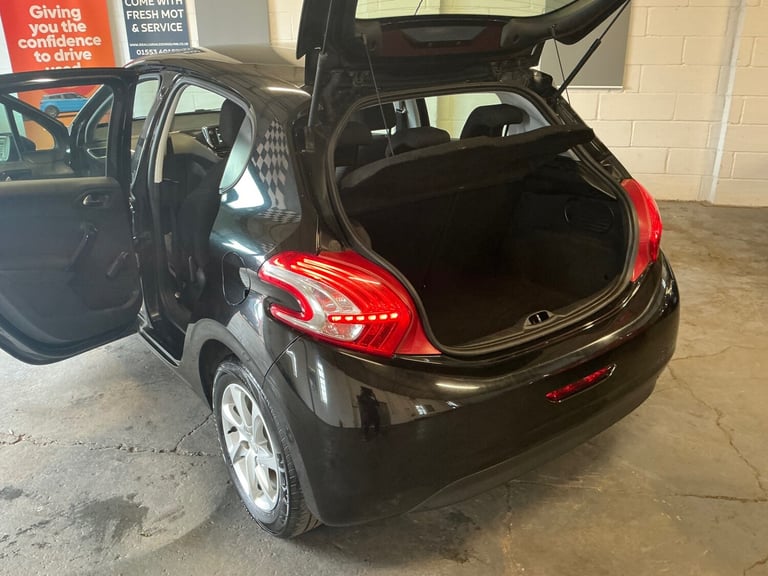 2014 Peugeot 208 1.4 HDi Active 5dr HATCHBACK Diesel Manual