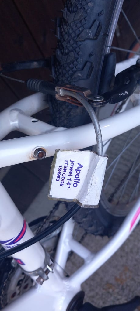 Apollo Jewel Girls Mountain Bike. 