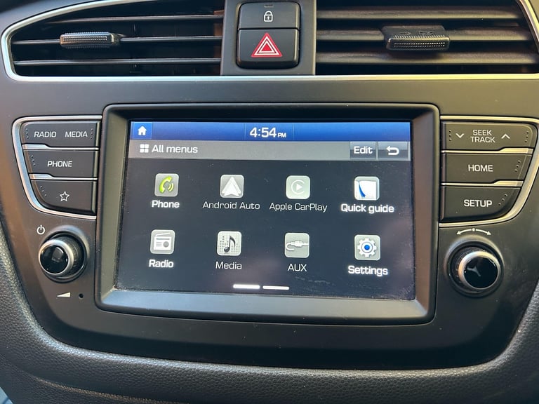 2019 Hyundai i20 1.2 SE Launch Edition Hatchback 5dr Petrol Manual Euro 6 (s/s) (84 ps) HATCHBACK...