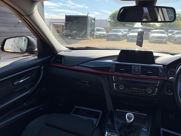 BMW 3 SERIES 2.0 318d Sport Euro 5 (s/s) 4dr 2015