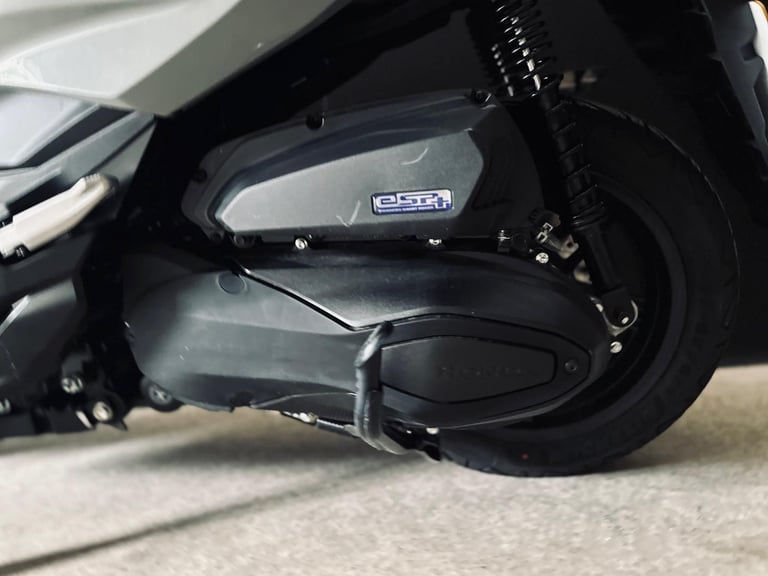 STUNNING ONE OWNER 2024/24 HONDA FORZA 350 SCOOTER