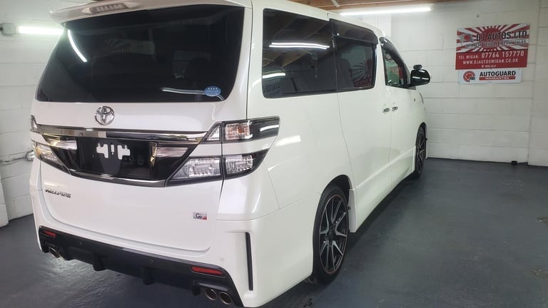 Toyota vellfire GS 2.4 auto japanese import 45k mile 4.5 grade 2014 