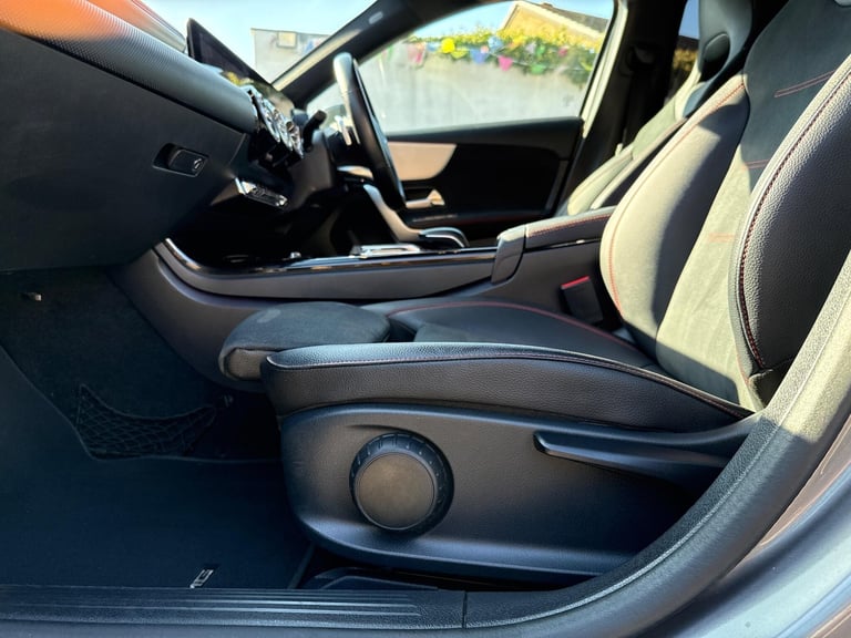2019 Mercedes-Benz A-Class 1.3 A200 AMG Line (Premium) 7G-DCT Euro 6 (s/s) 5dr HATCHBACK Petrol A...