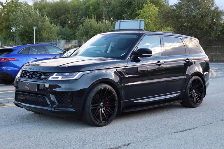 LAND ROVER RANGE ROVER SPORT 3.0 D300 MHEV HSE Silver Auto 4WD Euro 6 (s/s) 5dr