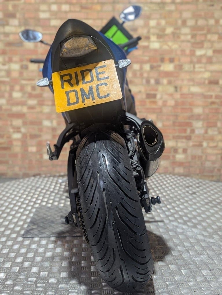 SUZUKI GSX-S1000 ABS 16 - YOSHIMURA EXHAUST -TAIL TIDY - LOVELY BIKE.