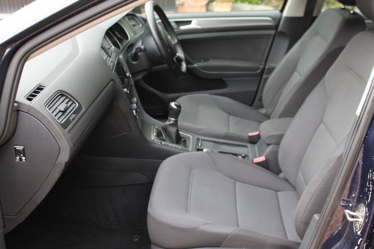 2013 Volkswagen Golf 1.6 TDI SE 5dr ESTATE Diesel Manual