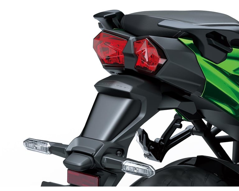 New 2024 Kawasaki MOTORCYCLE Ninja H2 SX TOURER SAVE £3650 Black