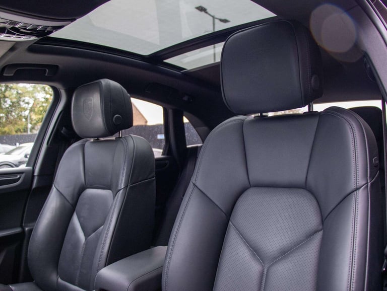 2023 Porsche Macan T 5dr PDK ESTATE PETROL Automatic